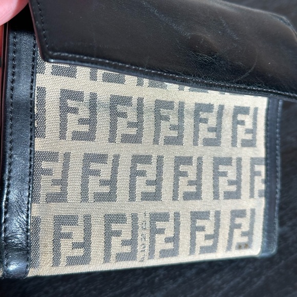 Fendi Rare Wallet - Picture 3 of 12